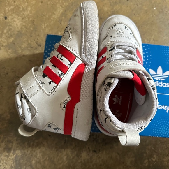 Adidas x Mickey kid sneakers - Picture 6 of 9